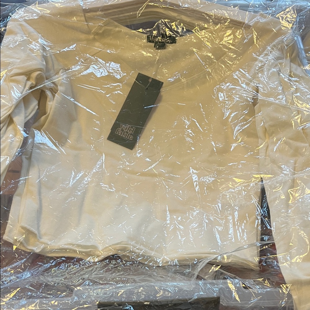 5, Target cropped white Long Sleeve Women's Top